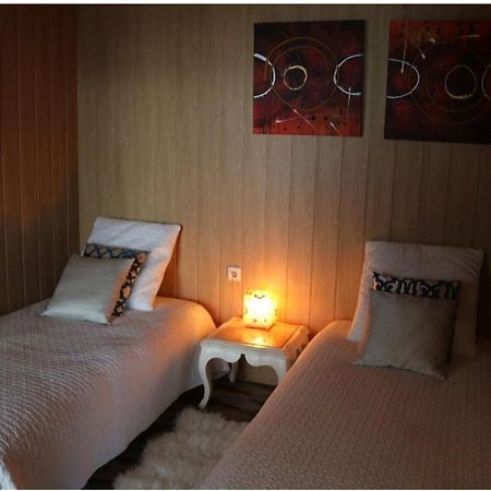 Room Near The Airport Maia  Exterior photo